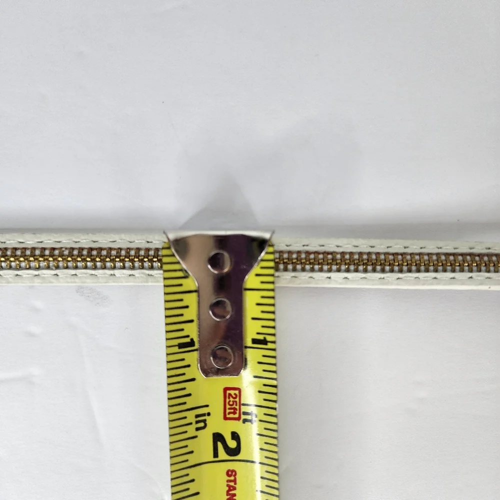 MICHAEL KORS White Leather Belt NWT.